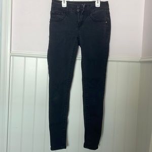 Black High-Waisted jeans